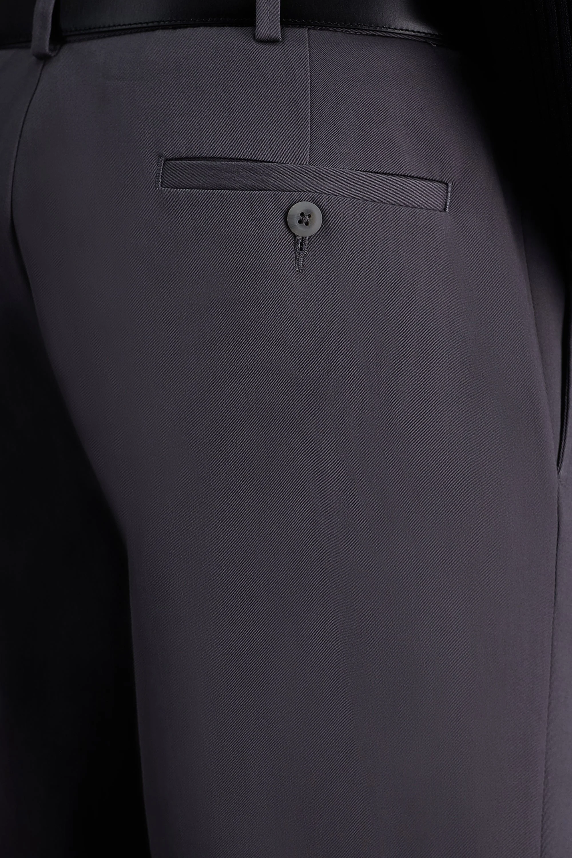 Iron Free Premium Khaki - Image 24