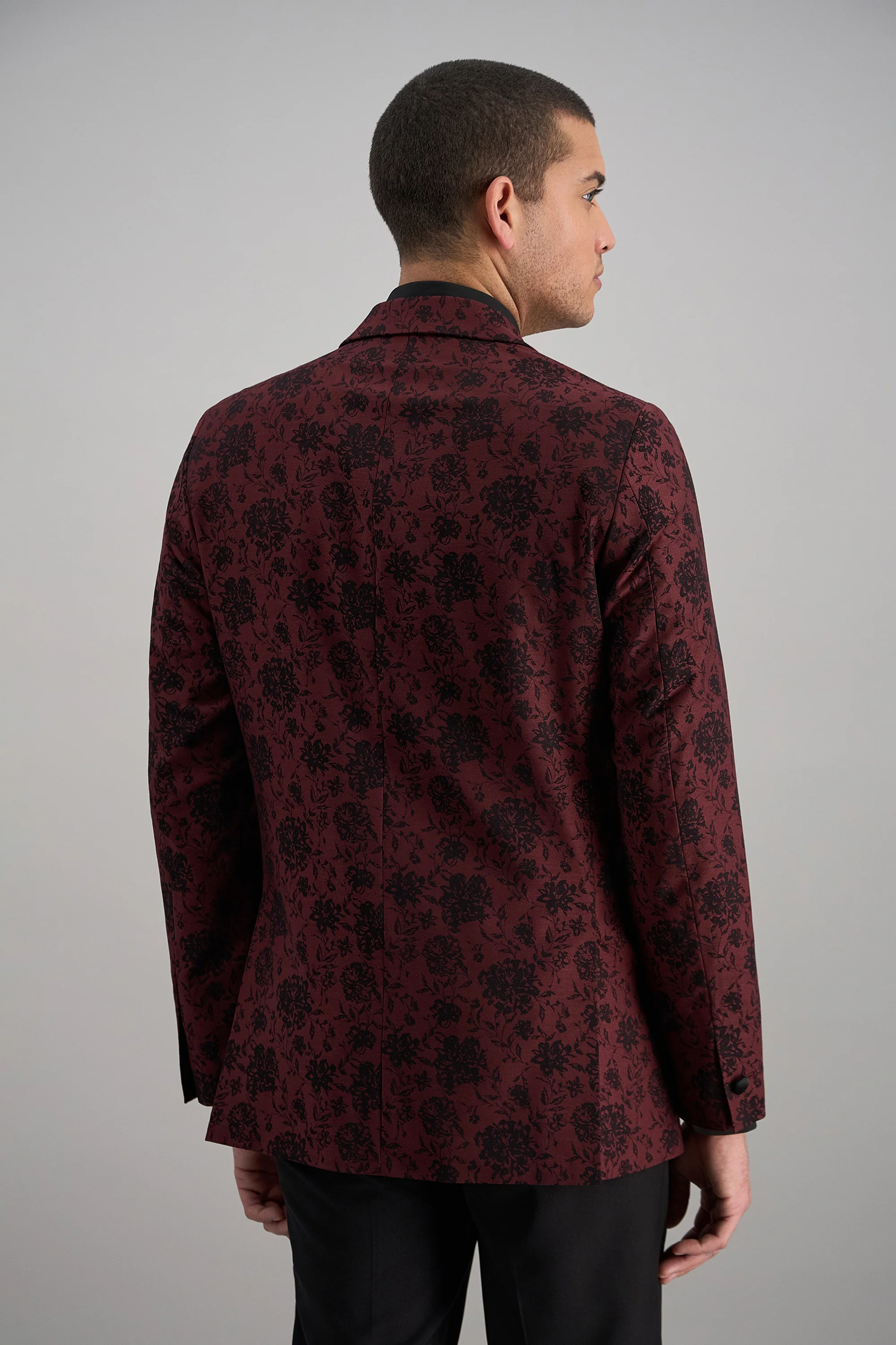 J.M. Haggar Floral Jacquard Sport Coat - Image 4
