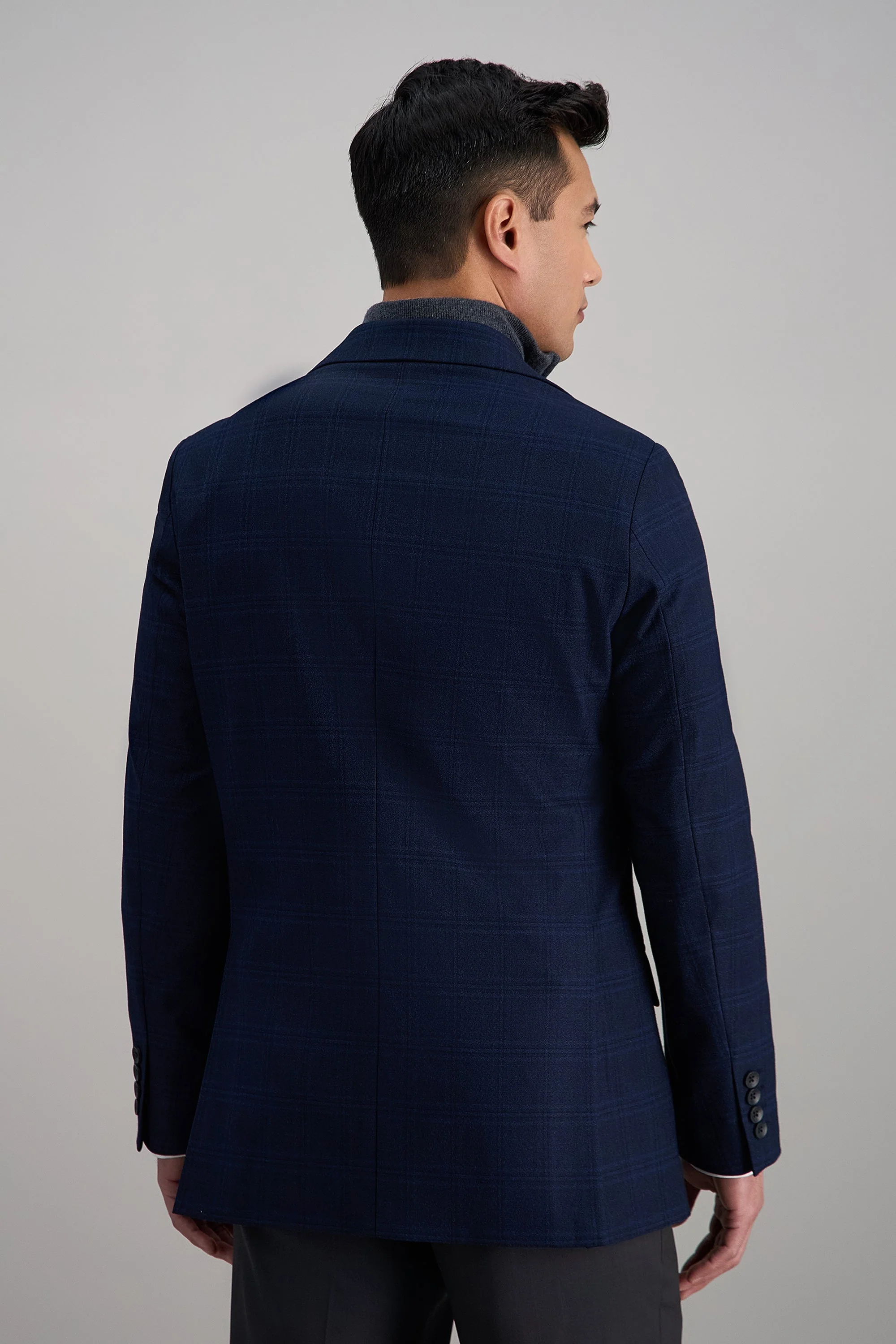 J.M. Haggar Large Tonal Plaid Sport Coat - Image 4