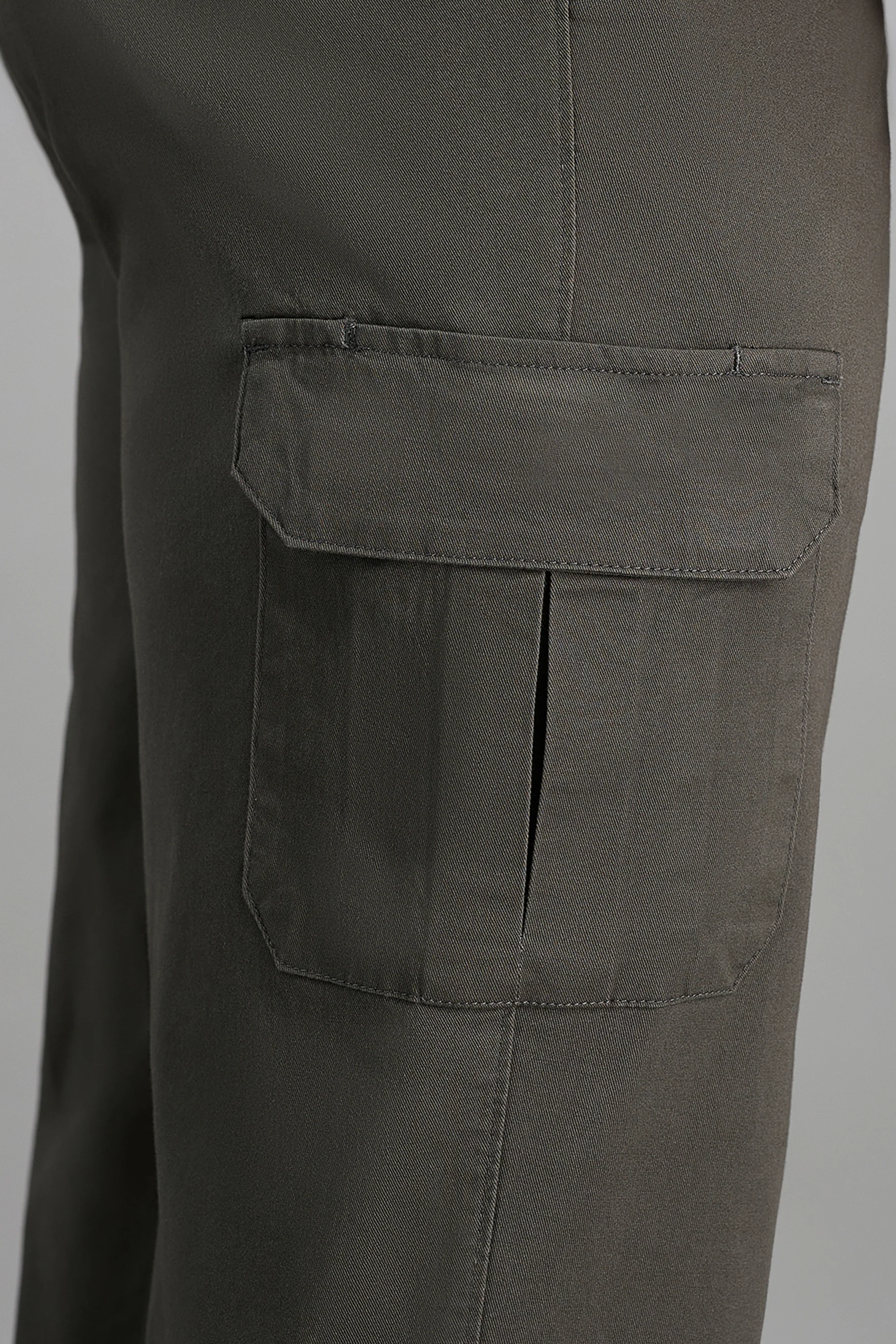 Stretch Comfort Cargo Pant - Image 6